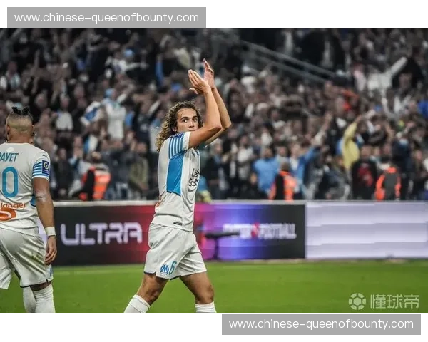 贡多齐位置后移 在马赛二月战术体系中承担更多防守职责